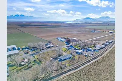 9115 N 11600 W, Thatcher, UT 84337 - Photo 14