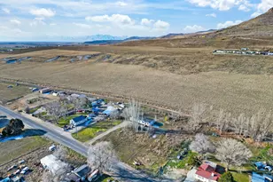 9115 N 11600 W, Thatcher, UT 84337 - Photo 12