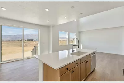 4948 N Topaz Dr, Eagle Mountain, UT 84005 - Photo 6