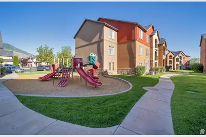 952 W 270 S #102, Pleasant Grove, UT 84062 - Photo 2