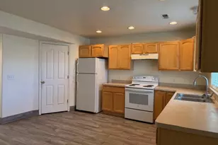 143 N Pingree Ave, Ogden, UT 84404 - Photo 4