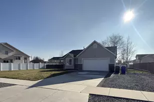 3971 W 975 S, Syracuse, UT 84075 - Photo 1