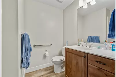 2591 S Desert Dr, Apple Valley, UT 84737 - Photo 16