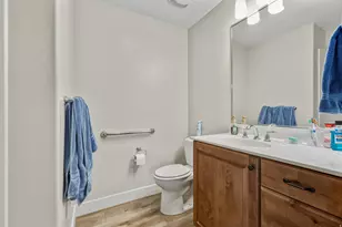2591 S Desert Dr, Apple Valley, UT 84737 - Photo 16
