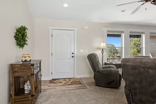 2591 S Desert Dr, Apple Valley, UT 84737 - Photo 4
