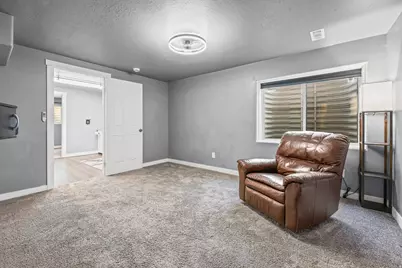 4331 W Sun Dr, Kearns, UT 84118 - Photo 20