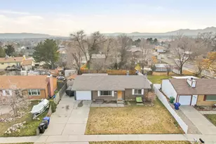 4331 W Sun Dr, Salt Lake City, UT 84118 - Photo 2