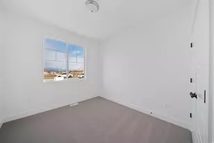 1262 E Highline Rd, Lake Point, UT 84074 - Photo 16