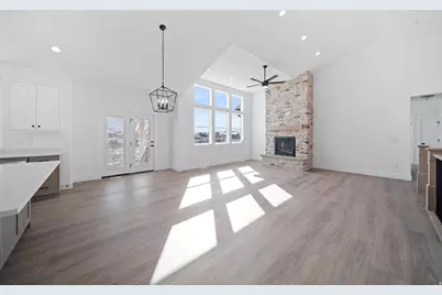 1262 E Highline Rd, Lake Point, UT 84074 - Photo 8