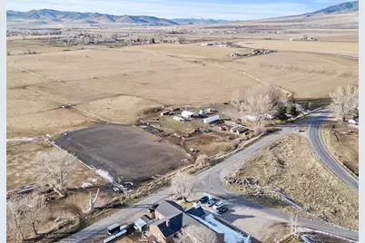 1730 N 2400 W, Malad City, ID 83252 - Photo 44