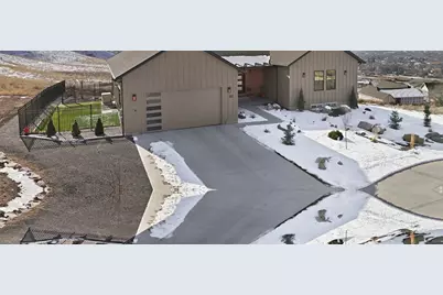810 E Spring Creek Pkwy, Providence, UT 84332 - Photo 1