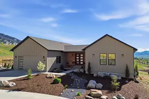 810 E Spg Crk Pkwy, Providence, UT 84332 - Photo 4