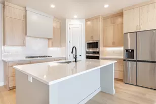 712 W Coast Line Pl, Saint George, UT 84790 - Photo 10