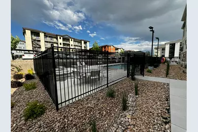 1140 W 950 N #D302, Orem, UT 84058 - Photo 2