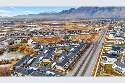 708 N Black Horse Loop Loop E #708, Spanish Fork, UT 84660 - Photo 4