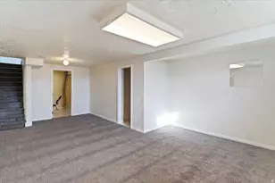 9 Colonial, Layton, UT 84041 - Photo 18