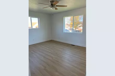 1335 W Evergreen Dr, Price, UT 84501 - Photo 12
