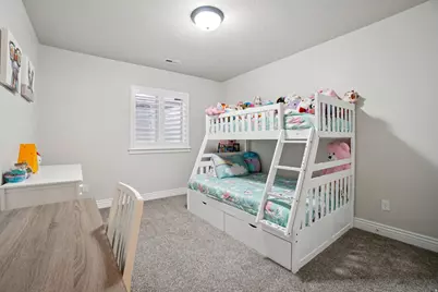 113 N Vista Dr, Kaysville, UT 84037 - Photo 24