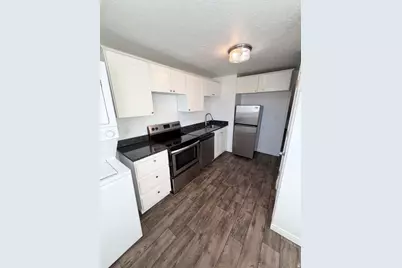 390 E 2700 S #6, South Salt Lake, UT 84115 - Photo 2