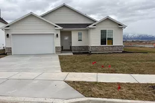 768 N 600 W, Tremonton, UT 84337 - Photo 1