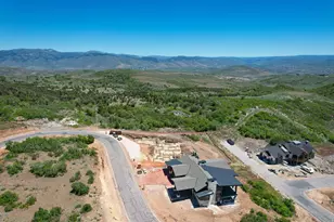 2273 E Perches Dr, Hideout, UT 84036 - Photo 10