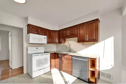 1664 Hillcrest Ave E, Salt Lake City, UT 84106 - Photo 12