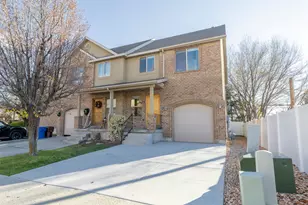 72 E 7320 S, Midvale, UT 84047 - Photo 2