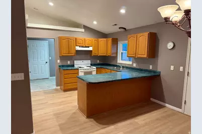 140 E 300 S, Salina, UT 84654 - Photo 8