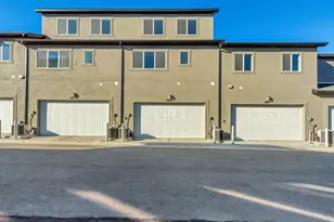 6818 S Clever Peak Ln, West Jordan, UT 84081 - Photo 4