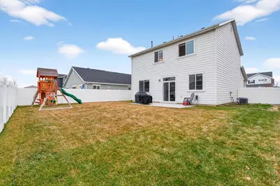 3268 S Boots Way, Syracuse, UT 84075 - Photo 10