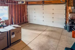 5142 S 300 E, Washington Terrace, UT 84405 - Photo 10