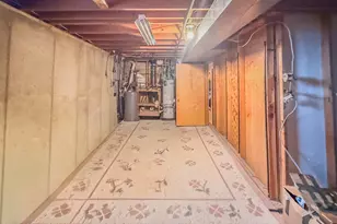 5142 S 300 E, Washington Terrace, UT 84405 - Photo 38