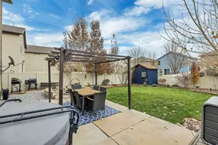 2102 E Revere Way, Eagle Mountain, UT 84005 - Photo 2