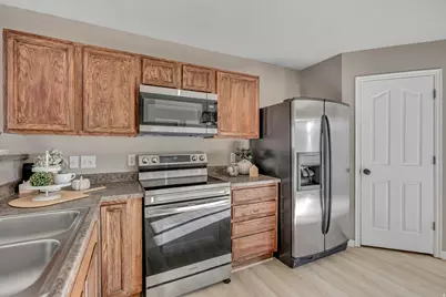 2102 E Revere Way, Eagle Mountain, UT 84005 - Photo 14