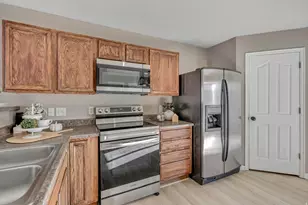 2102 E Revere Way, Eagle Mountain, UT 84005 - Photo 14