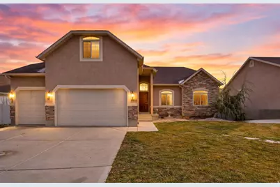 6928 N Mohawk Dr, Eagle Mountain, UT 84005 - Photo 1