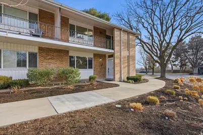 725 E Three Fountains Cir #57, Murray, UT 84107 - Photo 2