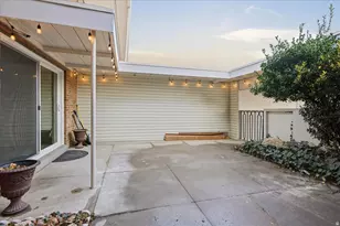 725 E 3 Fountains Cir, Murray, UT 84107 - Photo 34