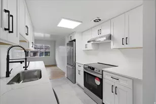 725 E 3 Fountains Cir, Murray, UT 84107 - Photo 10