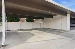 725 E 3 Fountains Cir, Murray, UT 84107 - Photo 42