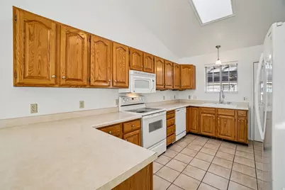 552 W 2900 S, Bountiful, UT 84010 - Photo 10