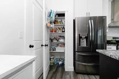 188 E 520 N, Providence, UT 84332 - Photo 12