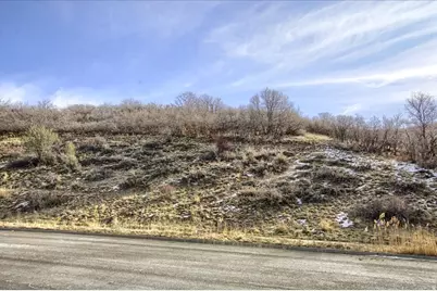 4031 Mountain Oaks Dr #308, Bountiful, UT 84010 - Photo 6