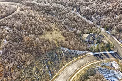 4031 Mountain Oaks Dr #308, Bountiful, UT 84010 - Photo 12