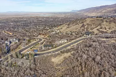 4031 Mountain Oaks Dr #308, Bountiful, UT 84010 - Photo 20