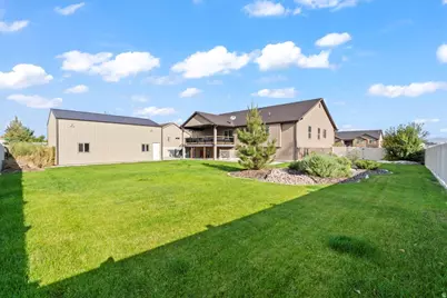 2581 W 2825 N, Farr West, UT 84404 - Photo 24