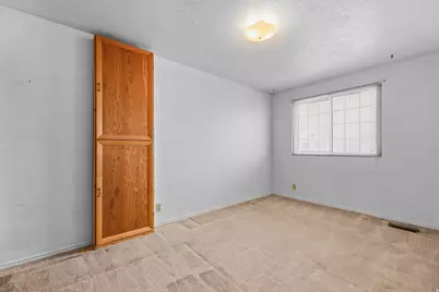 9156 S River Ridge Dr, West Jordan, UT 84088 - Photo 18