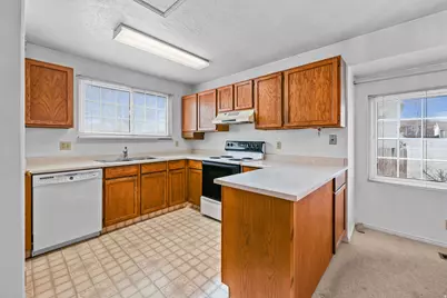 9156 S River Ridge Dr, West Jordan, UT 84088 - Photo 4