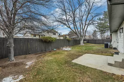 10158 S Buttercup Dr, Sandy, UT 84092 - Photo 44