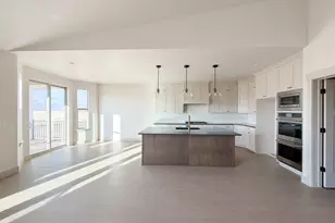 533 W S Temple St, Tooele, UT 84074 - Photo 2